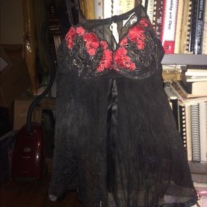 2x intimate treasures chemise D/Dd/DDD cups NWT !